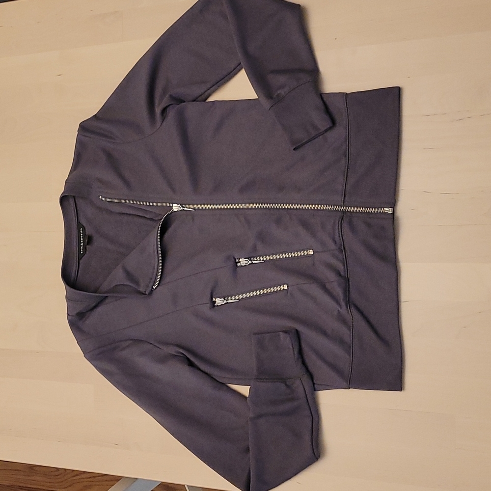 LIKE NEW Rock & Republic Grey Metal Zipper Detail Sweatshirt Material MotoJacket